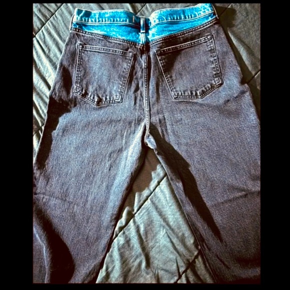 A & F High Rise 90s Relaxed Jeans NWOT - Picture 6 of 10